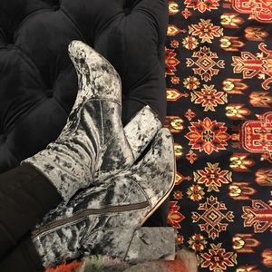 Blue Crushed Velvet Block-Heeled Boots